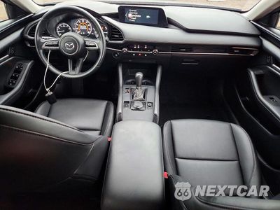 Zdjęcie 8 z 13 samochodu: 2021 MAZDA 3 SELECT VIN:JM1BPABL8M1337601 - miniatura