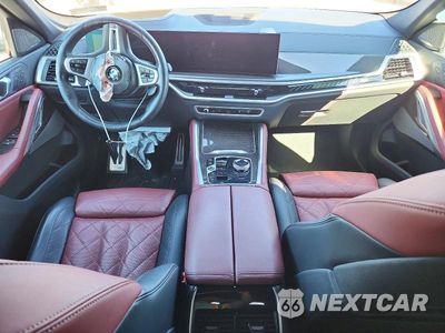 Zdjęcie 8 z 13 samochodu: 2024 BMW X6 M60I VIN:5UX43EX00R9V32223 - miniatura