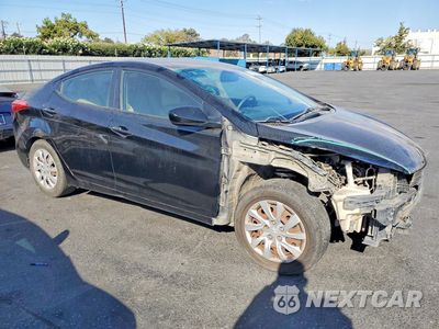 Czwarte zdjęcie samochodu z boku: 2013 HYUNDAI ELANTRA GLS VIN:KMHDH4AE7DU567991 - miniatura
