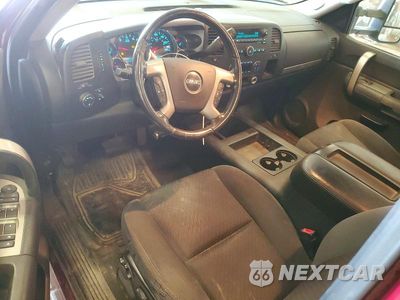 Zdjęcie 8 z 12 samochodu: 2007 GMC NEW SIERRA K1500 VIN:2GTEK19J171612546 - miniatura