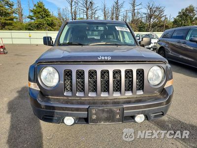 Piąte zdjęcie samochodu w środku: 2015 JEEP PATRIOT LATITUDE VIN:1C4NJRFB2FD290677 - miniatura