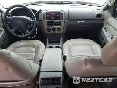 Zdjęcie 8 z 13 samochodu: 2004 FORD EXPLORER XLT VIN:1FMZU73W84UA60266 - miniatura