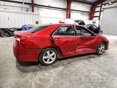 Trzecie zdjęcie samochodu z tyłu: 2013 TOYOTA CAMRY SE VIN:4T1BF1FKXDU658750 - miniatura