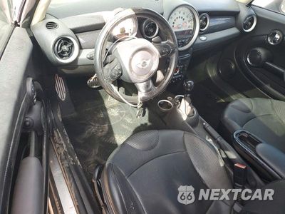 Zdjęcie 8 z 12 samochodu: 2011 MINI COOPER S VIN:WMWSV3C53BTY15472 - miniatura
