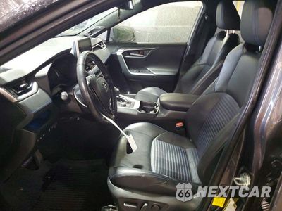 Zdjęcie 7 z 13 samochodu: 2019 TOYOTA RAV4 XSE VIN:JTMEWRFVXKJ022936 - miniatura