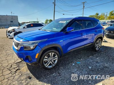 2021 KIA SELTOS S KNDEUCAA2M7164723 - główne zdjęcie licytacji z USA - miniatura