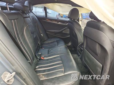 Zdjęcie 10 z 13 samochodu: 2018 BMW 540 I VIN:WBAJE5C50JWA95944 - miniatura