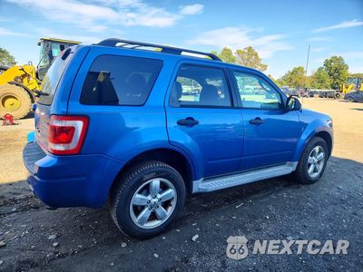 Trzecie zdjęcie samochodu z tyłu: 2011 FORD ESCAPE XLT VIN:1FMCU0D70BKC35851 - miniatura
