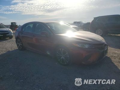 Czwarte zdjęcie samochodu z boku: 2018 TOYOTA CAMRY SE VIN:4T1B11HK4JU560983 - miniatura