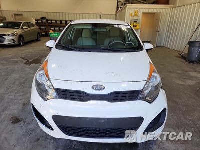 Piąte zdjęcie samochodu w środku: 2013 KIA RIO LX VIN:KNADM5A30D6152257 - miniatura