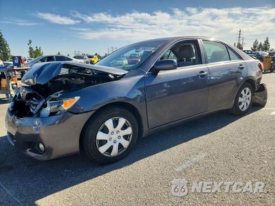 2011 TOYOTA CAMRY LE 4T4BF3EK1BR113004 - główne zdjęcie licytacji z USA - miniatura