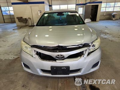 Piąte zdjęcie samochodu w środku: 2010 TOYOTA CAMRY LE VIN:4T1BF3EK6AU549307 - miniatura