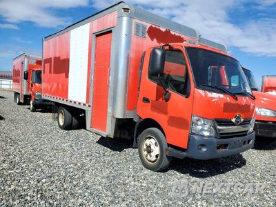 Czwarte zdjęcie samochodu z boku: 2018 HINO 195 BOX TRUCK VIN:JHHSDM2H8JK006249 - miniatura