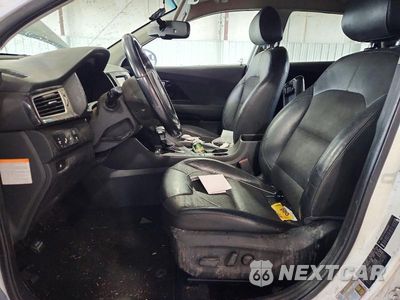 Zdjęcie 7 z 13 samochodu: 2019 KIA NIRO EX VIN:KNDCC3LC1K5343126 - miniatura