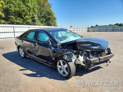 Czwarte zdjęcie samochodu z boku: 2014 TOYOTA CAMRY SE VIN:4T1BF1FK1EU739783 - miniatura