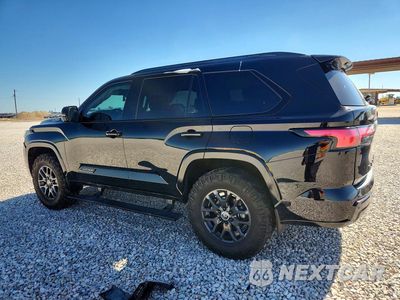 Drugie zdjęcie samochodu z przodu: 2024 TOYOTA SEQUOIA PLATINUM VIN:7SVAAABA1RX040319 - miniatura