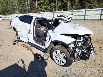 Czwarte zdjęcie samochodu z boku: 2021 CHEVROLET BLAZER 2LT VIN:3GNKBHRS4MS556601 - miniatura