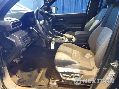 Zdjęcie 7 z 12 samochodu: 2024 TOYOTA TACOMA TRD SPORT VIN:3TYLB5JN6RT029399 - miniatura