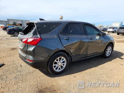 Trzecie zdjęcie samochodu z tyłu: 2019 CHEVROLET EQUINOX LS VIN:3GNAXHEV7KS598982 - miniatura