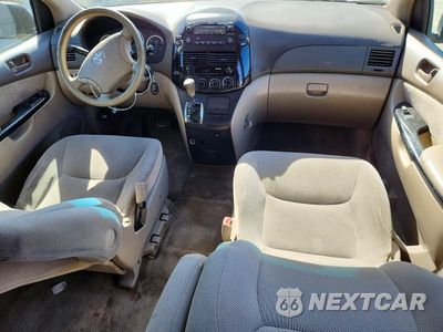 Zdjęcie 8 z 13 samochodu: 2005 TOYOTA SIENNA LE 8 PASSENGER VIN:5TDZA23C55S347043 - miniatura