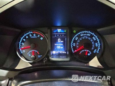 Zdjęcie 9 z 12 samochodu: 2022 TOYOTA TACOMA SR VIN:3TYRX5GN2NT061215 - miniatura