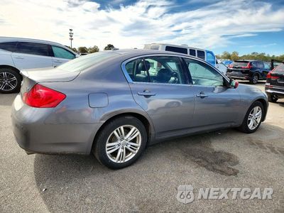 Trzecie zdjęcie samochodu z tyłu: 2015 INFINITI Q40 BASE VIN:JN1CV6AR5FM520388 - miniatura
