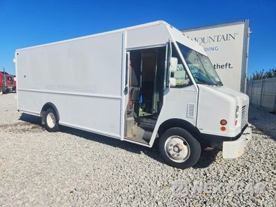 Czwarte zdjęcie samochodu z boku: 2007 FREIGHTLINER MT45G CHASSIS DELIVERY TRUCK VIN:4UZAANBW27CY44609 - miniatura