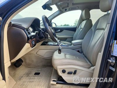 Zdjęcie 7 z 13 samochodu: 2017 AUDI Q7 PREMIUM PLUS VIN:WA1LAAF7XHD027340 - miniatura