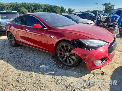 Czwarte zdjęcie samochodu z boku: 2015 TESLA MODEL S VIN:5YJSA1E4XFF113987 - miniatura