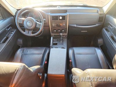 Zdjęcie 8 z 13 samochodu: 2012 JEEP LIBERTY SPORT VIN:1C4PJMAK7CW176824 - miniatura