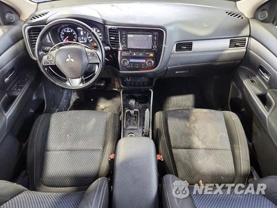 Zdjęcie 8 z 13 samochodu: 2017 MITSUBISHI OUTLANDER ES VIN:JA4AZ2A33HZ007976 - miniatura