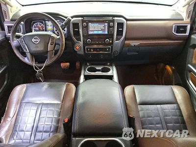 Zdjęcie 8 z 13 samochodu: 2016 NISSAN TITAN XD PLATINUM RESERVE VIN:1N6BA1F21GN504720 - miniatura