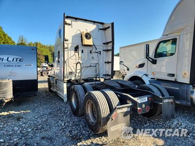 Drugie zdjęcie samochodu z przodu: 2018 FREIGHTLINER CASCADIA 125 SEMI TRUCK VIN:3AKJGLDR6JSHG6370 - miniatura