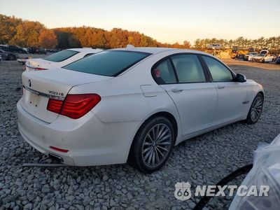 Trzecie zdjęcie samochodu z tyłu: 2009 BMW 750 I VIN:WBAKA835X9CY34054 - miniatura
