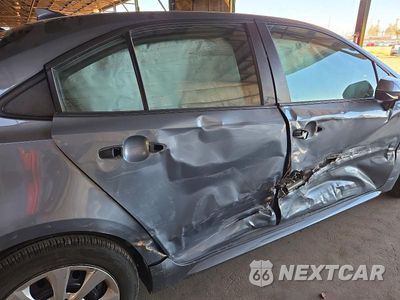 Zdjęcie 10 z 12 samochodu: 2022 TOYOTA COROLLA LE VIN:5YFEPMAEXNP350543 - miniatura