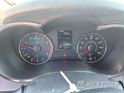 Zdjęcie 9 z 12 samochodu: 2016 KIA FORTE LX VIN:KNAFK4A68G5438080 - miniatura