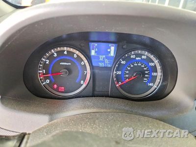 Zdjęcie 9 z 12 samochodu: 2016 HYUNDAI ACCENT SE VIN:KMHCT4AE3GU098607 - miniatura