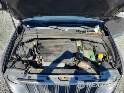 Zdjęcie 11 z 12 samochodu: 2017 JEEP RENEGADE LIMITED VIN:ZACCJADBXHPE82753 - miniatura
