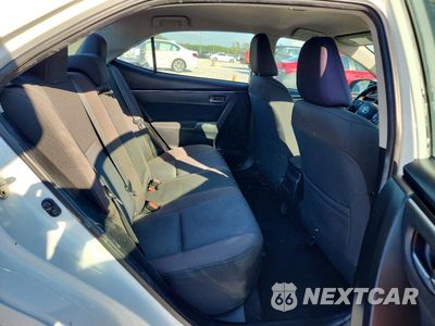 Zdjęcie 10 z 13 samochodu: 2018 TOYOTA COROLLA LE VIN:2T1BURHE0JC042080 - miniatura