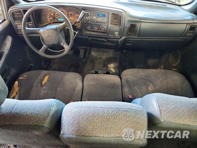Zdjęcie 8 z 12 samochodu: 2002 CHEVROLET SILVERADO C1500 VIN:2GCEC19X121423602 - miniatura