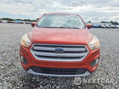 Piąte zdjęcie samochodu w środku: 2019 FORD ESCAPE SE VIN:1FMCU0GD2KUA15990 - miniatura