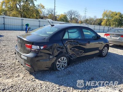 Trzecie zdjęcie samochodu z tyłu: 2018 KIA RIO LX VIN:3KPA24AB2JE065303 - miniatura