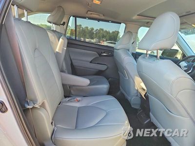 Zdjęcie 11 z 13 samochodu: 2026 TOYOTA HIGHLANDER HYBRID XLE VIN:5TDKBRCH5TS725328 - miniatura