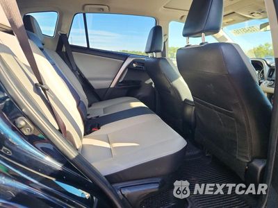 Zdjęcie 10 z 13 samochodu: 2018 TOYOTA RAV4 HV LIMITED VIN:JTMDJREV7JD168607 - miniatura
