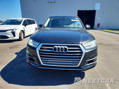 Piąte zdjęcie samochodu w środku: 2018 AUDI Q7 PREMIUM PLUS VIN:WA1LAAF7XJD019986 - miniatura