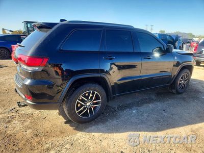 Trzecie zdjęcie samochodu z tyłu: 2018 JEEP GRAND CHEROKEE TRAILHAWK VIN:1C4RJFLGXJC418968 - miniatura