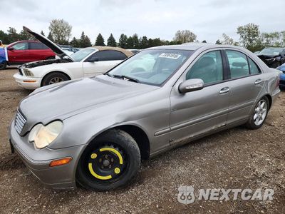 2004 MERCEDES-BENZ C 240 WDBRF61J54E016380 - główne zdjęcie licytacji z USA - miniatura