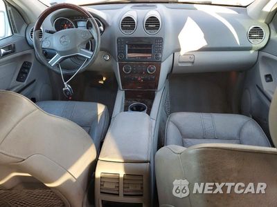 Zdjęcie 8 z 13 samochodu: 2009 MERCEDES-BENZ ML VIN:4JGBB72E49A458535 - miniatura