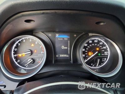 Zdjęcie 9 z 12 samochodu: 2018 TOYOTA CAMRY SE VIN:4T1B11HK3JU038359 - miniatura