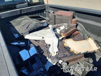 Zdjęcie 12 z 13 samochodu: 2015 CHEVROLET SILVERADO K3500 HIGH COUNTRY VIN:1GC4K1E8XFF569010 - miniatura